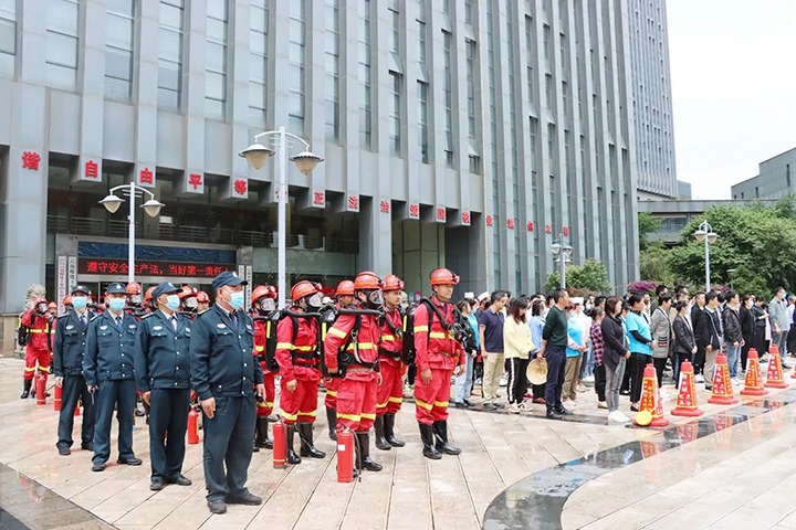 总结反思促提升，，，谋划安排再发力——记集团2022年度总部办公大楼火灾事故应急演练